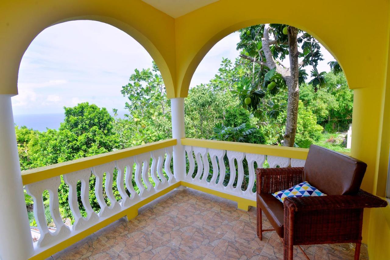 Takuma Boutque Hotel Hotel Rooms & Suites Teluk Montego Bagian luar foto